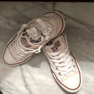 White UNISEX Converse sneakers/tennis shoe sz:Men's 6.5 women's 8.5 Lot 005